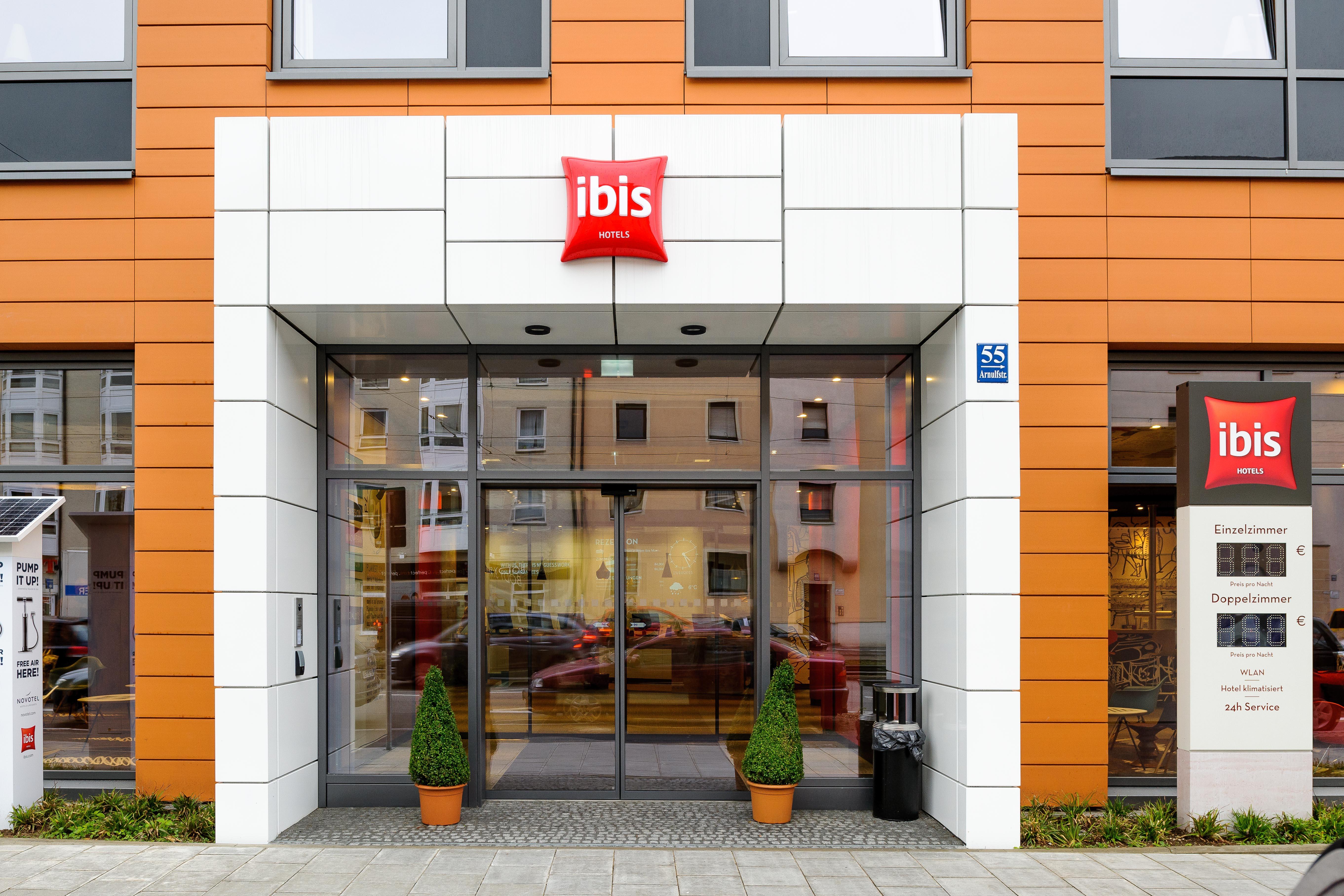 Ibis Arnulfpark Hotel 3*