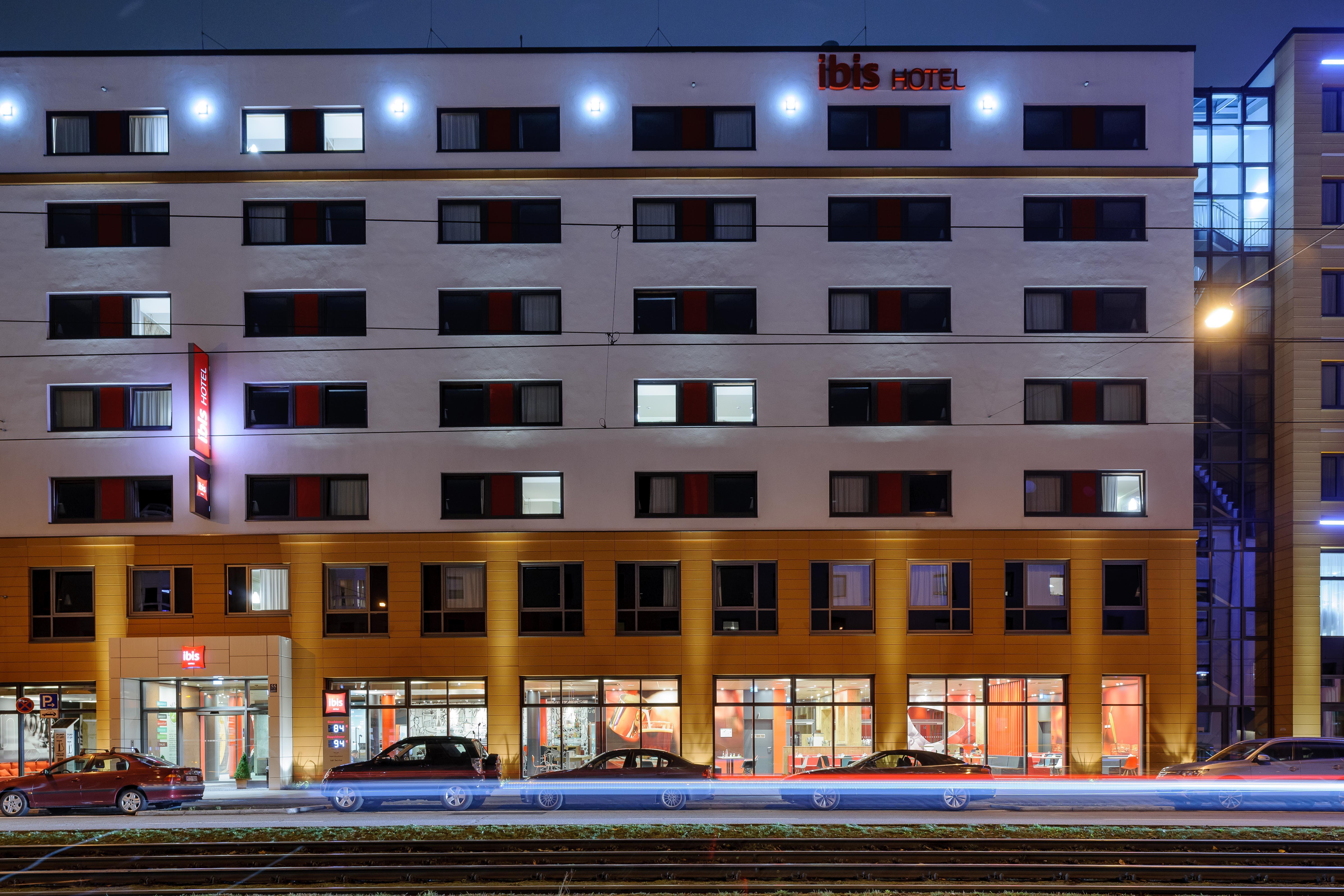 Ibis Arnulfpark Hotel 3*